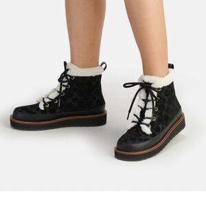 Coach Imani faux fur lined boots size 8B